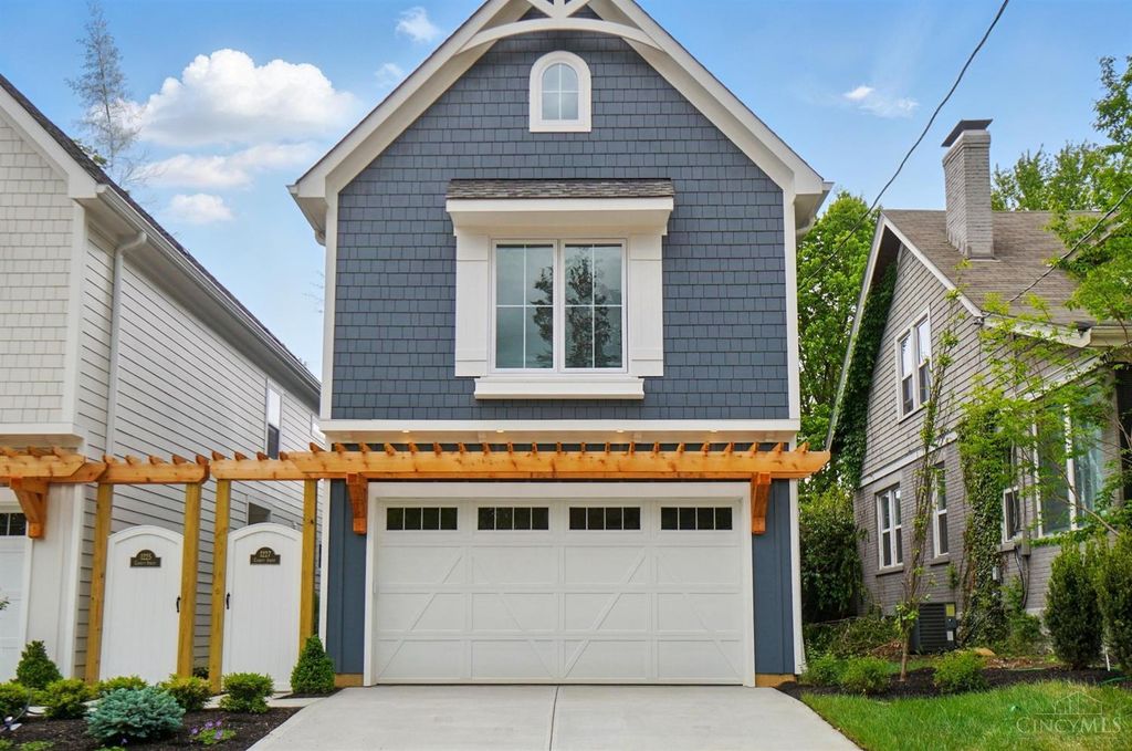 1227 Corbett Street, Cincinnati, OH 45208