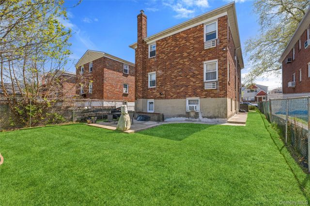 15163 19th Avenue, Whitestone, NY 11357