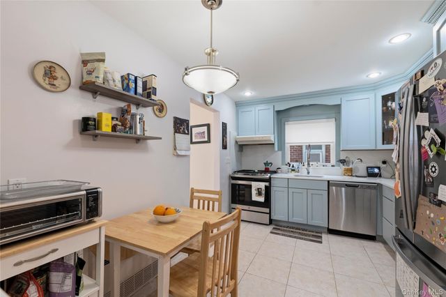 15163 19th Avenue, Whitestone, NY 11357
