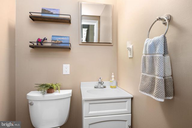 478 DOUGLAS DR, West Chester, PA 19380