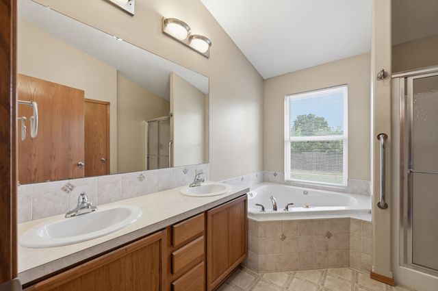 5402 S Victoria Ct., Wichita, KS 67216