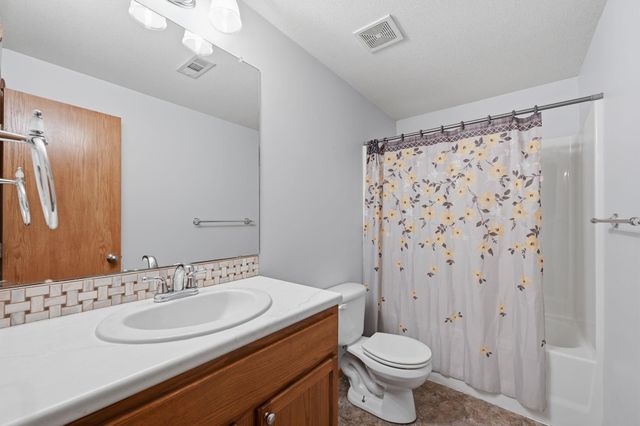 5402 S Victoria Ct., Wichita, KS 67216
