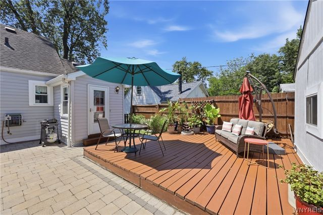 28 Cloverdale Road, Cheektowaga, NY 14225