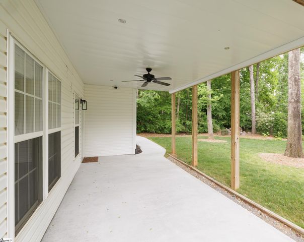 11 Brighthaven Court, Simpsonville, SC 29681