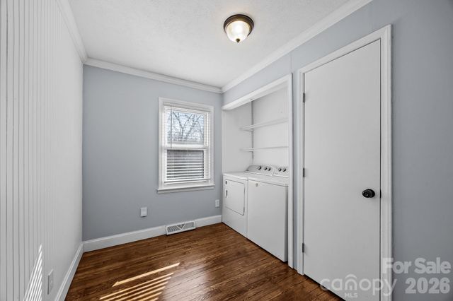 398 Sand Hill Road, Asheville, NC 28806