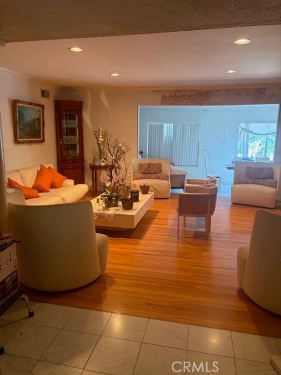 10210 Encino Avenue, Northridge, CA 91325 — photo 3