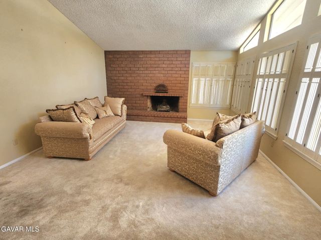 450 Fairway Drive, Palmdale, CA 93551