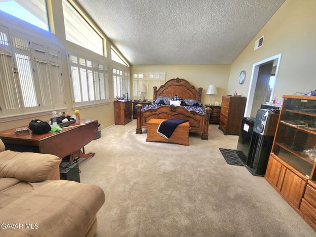 450 Fairway Drive, Palmdale, CA 93551