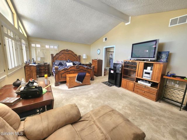 450 Fairway Drive, Palmdale, CA 93551