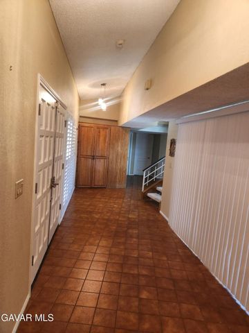 450 Fairway Drive, Palmdale, CA 93551