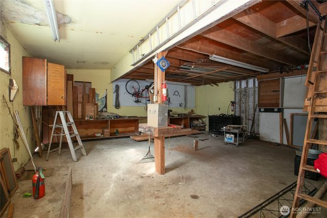 2416 Madrona Street, Bellingham, WA 98225