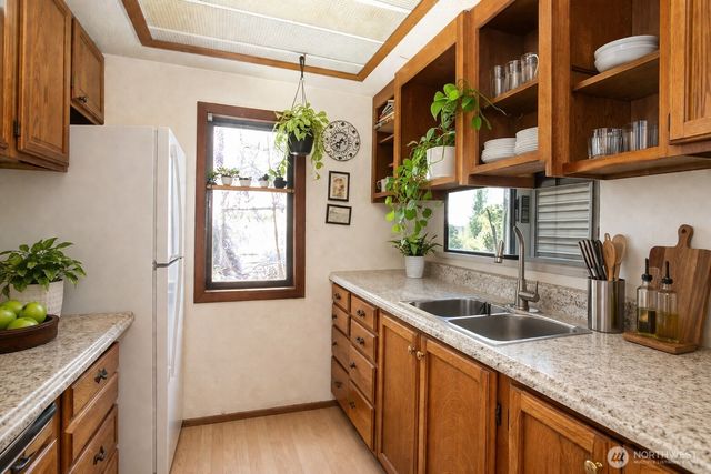 2416 Madrona Street, Bellingham, WA 98225
