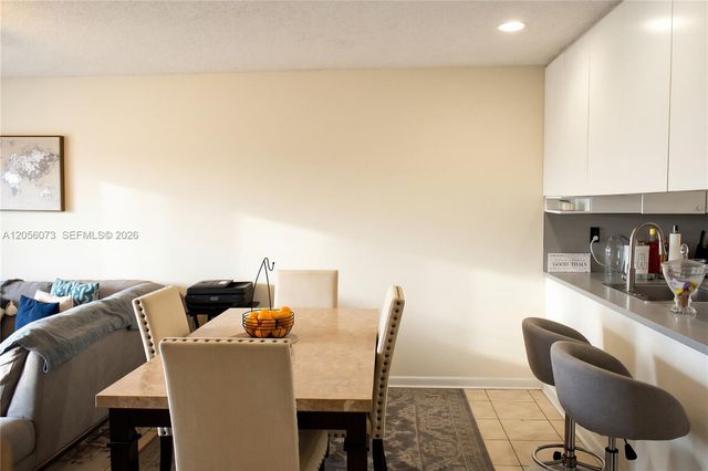 7860 Camino Real 311, Miami, FL 33143
