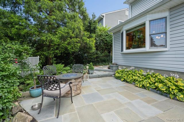 3 Stimson Place, Huntington, NY 11743