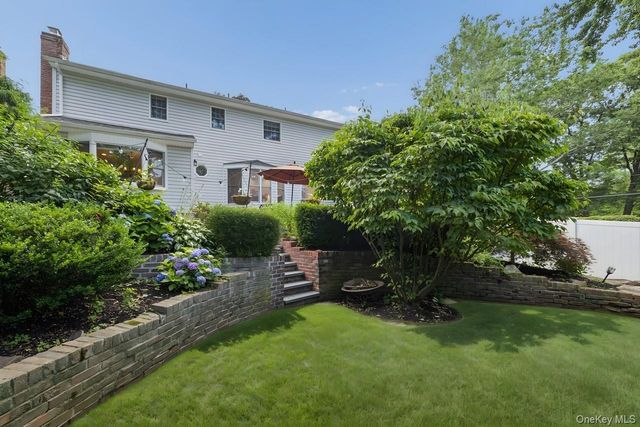 3 Stimson Place, Huntington, NY 11743
