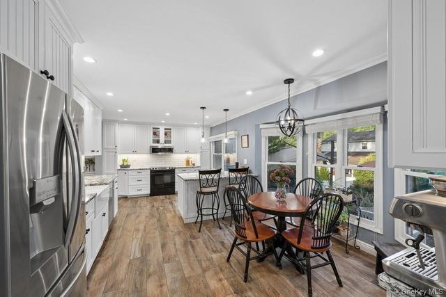 3 Stimson Place, Huntington, NY 11743