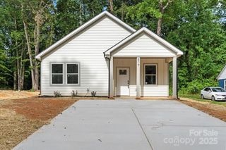 217 E Division Avenue, East Spencer, NC 28039