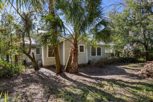 1208 NW 16TH AVENUE, Gainesville, FL 32601