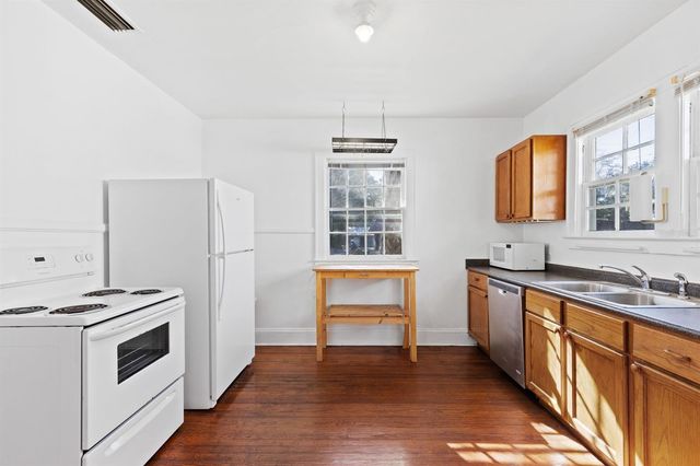 1208 NW 16TH AVENUE, Gainesville, FL 32601