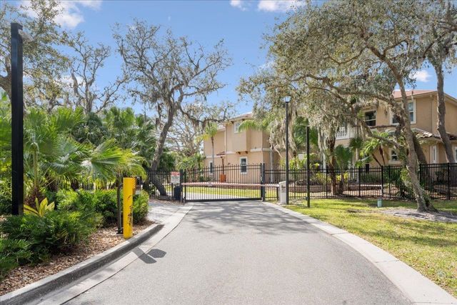 186 Pelican Reef Dr, St Augustine, FL 32080