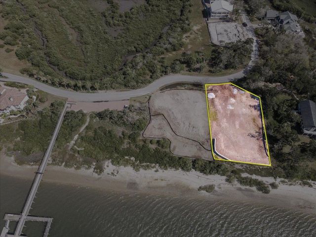 186 Pelican Reef Dr, St Augustine, FL 32080