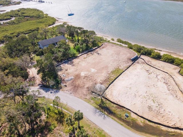 186 Pelican Reef Dr, St Augustine, FL 32080