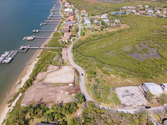 186 Pelican Reef Dr, St Augustine, FL 32080