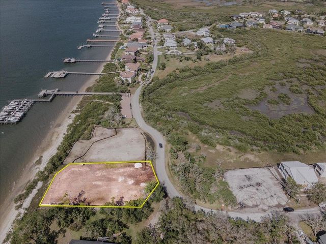 186 Pelican Reef Dr, St Augustine, FL 32080