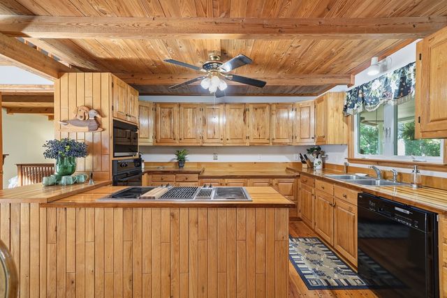 955 Lower Tails Creek Road, Ellijay, GA 30540