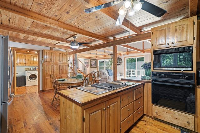 955 Lower Tails Creek Road, Ellijay, GA 30540