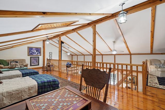 955 Lower Tails Creek Road, Ellijay, GA 30540