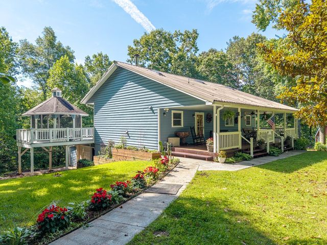 955 Lower Tails Creek Road, Ellijay, GA 30540