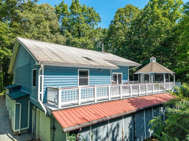 955 Lower Tails Creek Road, Ellijay, GA 30540