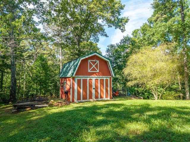 955 Lower Tails Creek Road, Ellijay, GA 30540