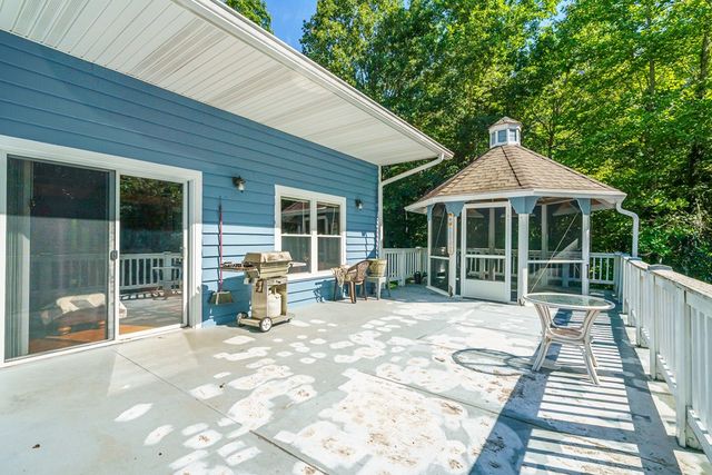 955 Lower Tails Creek Road, Ellijay, GA 30540