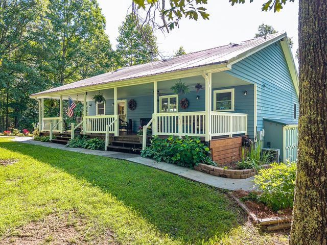 955 Lower Tails Creek Road, Ellijay, GA 30540