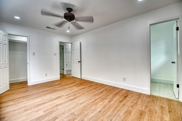 1225 Venus Street, Cedar Hill, TX 75104