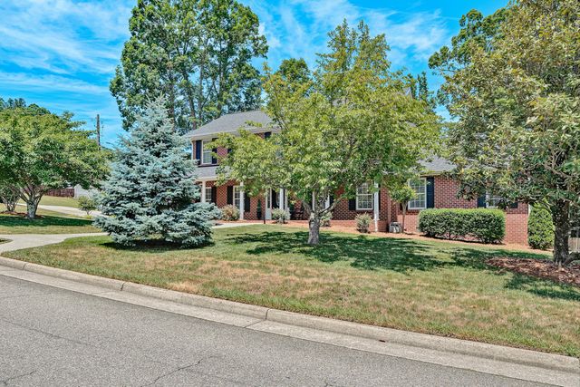 1907 Carleton DR, Salem, VA 24153