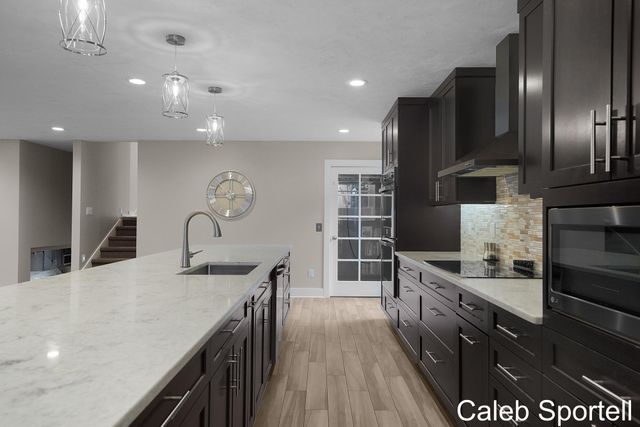 300 S 1st Street, Grand Haven, MI 49417