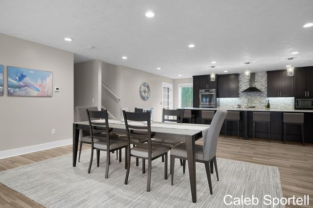 300 S 1st Street, Grand Haven, MI 49417