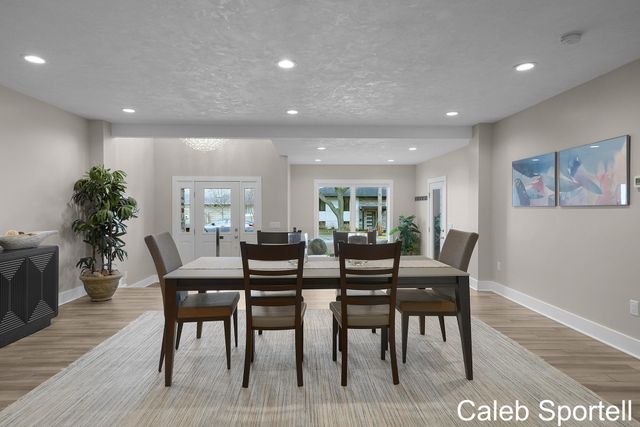 300 S 1st Street, Grand Haven, MI 49417