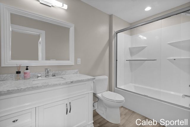 300 S 1st Street, Grand Haven, MI 49417