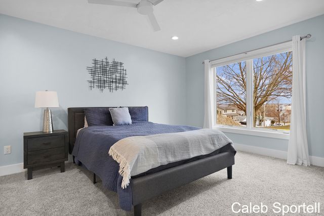 300 S 1st Street, Grand Haven, MI 49417