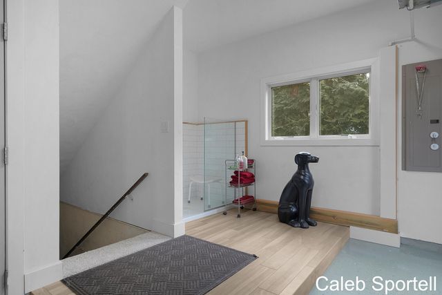 300 S 1st Street, Grand Haven, MI 49417