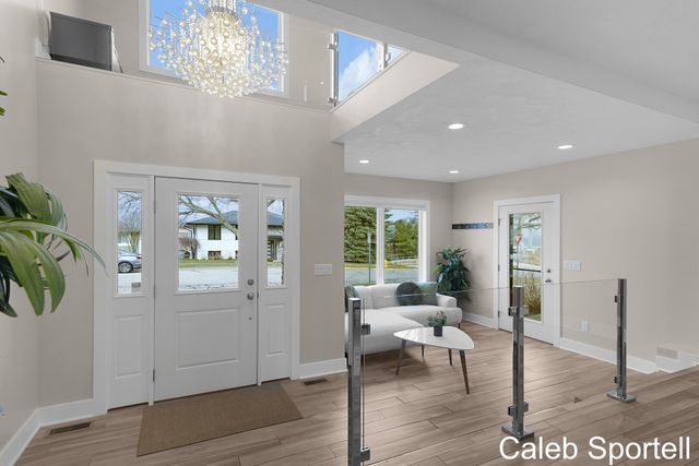 300 S 1st Street, Grand Haven, MI 49417