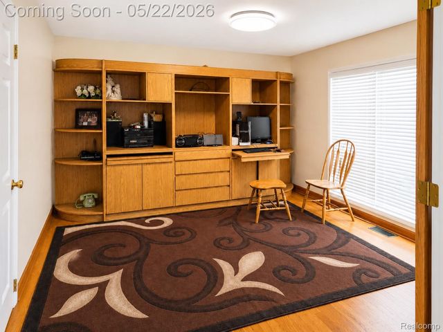 43468 Hoptree Drive, Sterling Heights, MI 48314