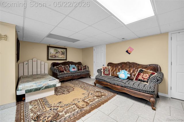 43468 Hoptree Drive, Sterling Heights, MI 48314
