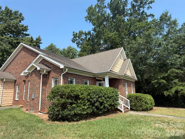 20120 Colony Point Lane, Cornelius, NC 28031