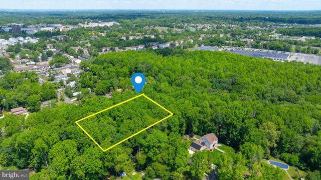 1408 LOCUST AVE, Voorhees, NJ 08043