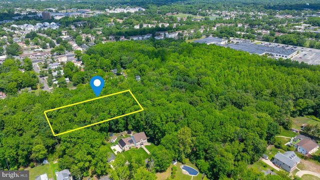 1408 LOCUST AVE, Voorhees, NJ 08043